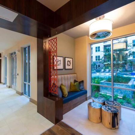 Downtown Apt Free Parking - Pool - Gym - Fully Kitchen Хюстън Екстериор снимка