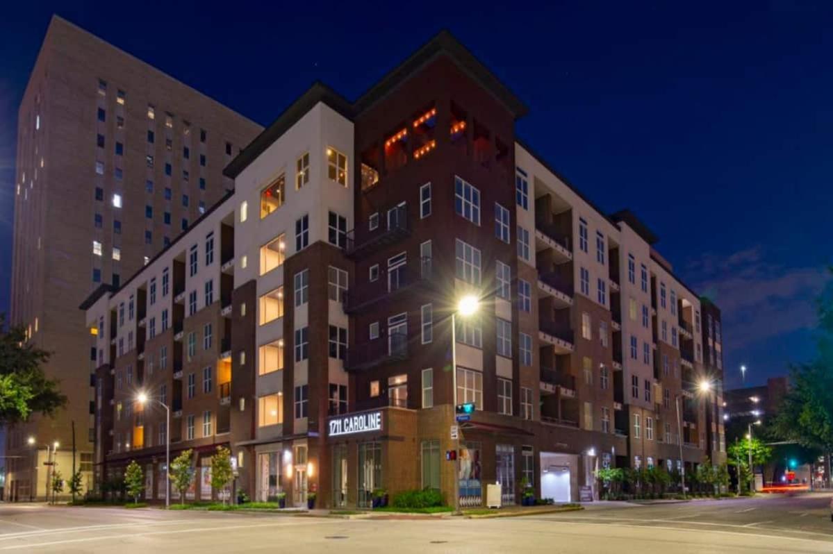 Downtown Apt Free Parking - Pool - Gym - Fully Kitchen Хюстън Екстериор снимка