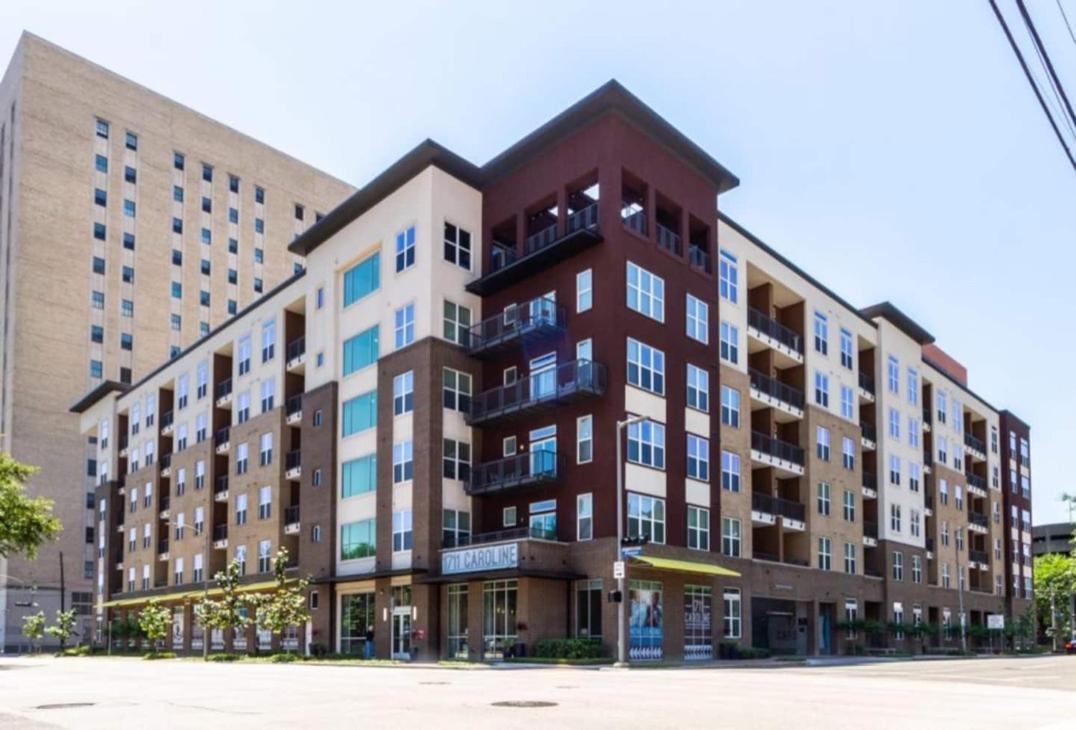 Downtown Apt Free Parking - Pool - Gym - Fully Kitchen Хюстън Екстериор снимка
